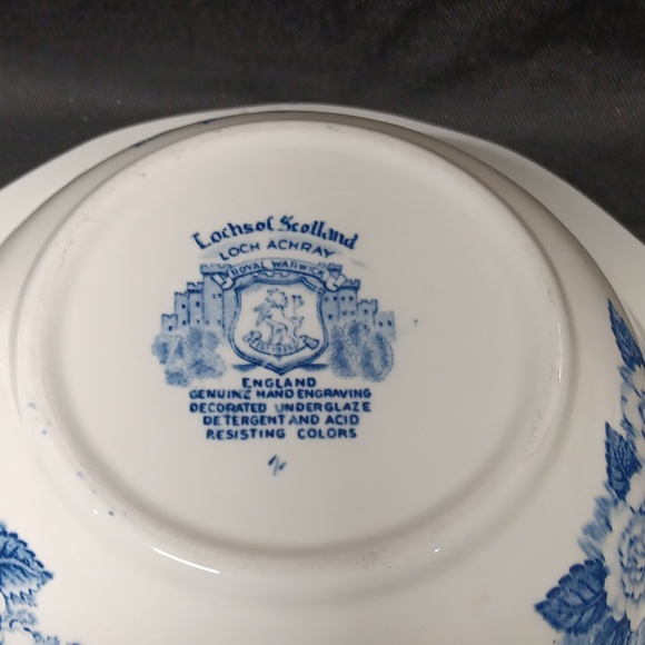 Locks of Scotland Blue Covered Dish - Picture 6 of 7